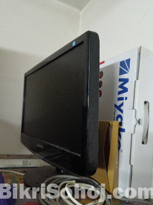 Core i5, Ram-4 GB, SSD-128 GB, HDD-1000GB